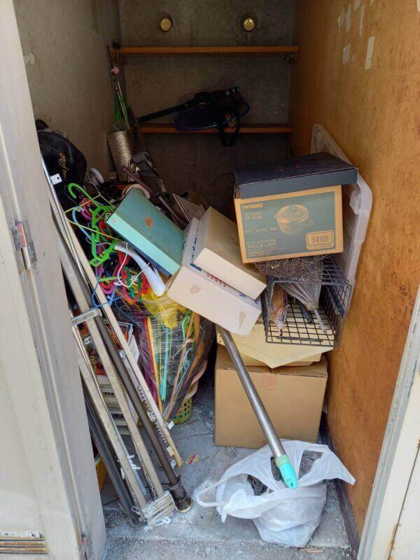市営住宅の倉庫の不用品回収