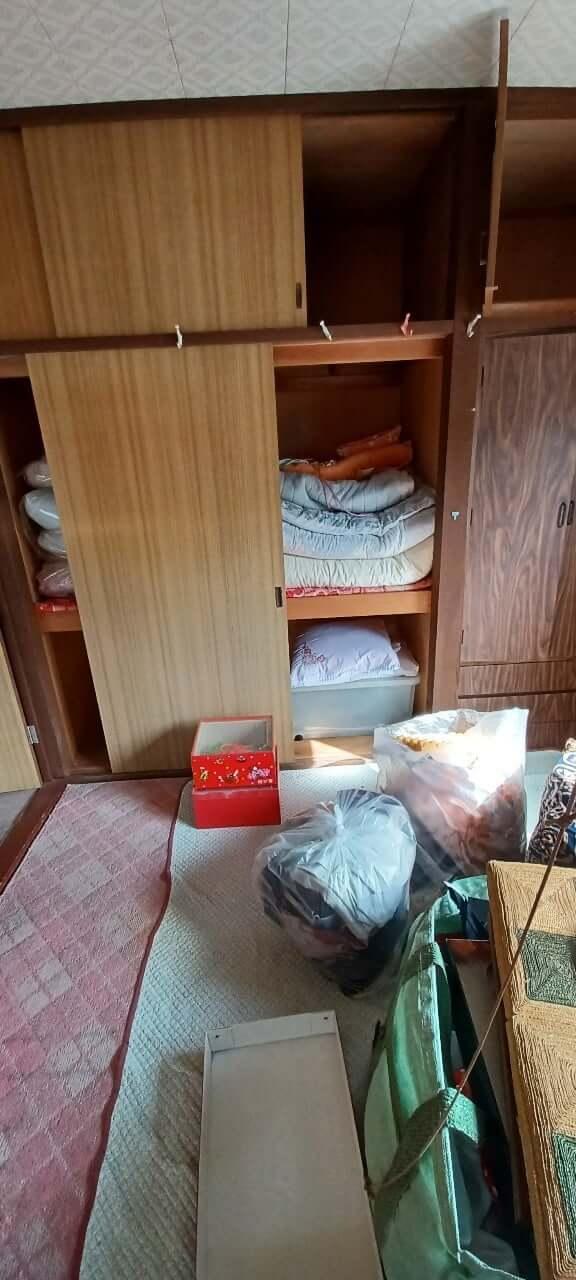 押入れの大量の布団や衣類を回収‼︎