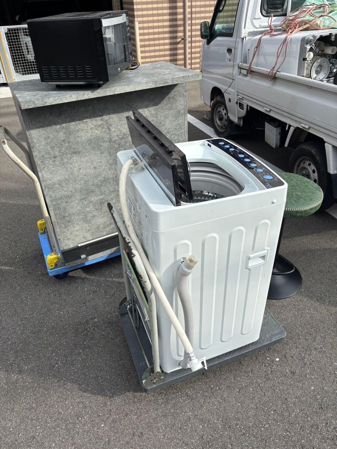 時間に余裕を持ってお引っ越し前日に洗濯機、不用品回収