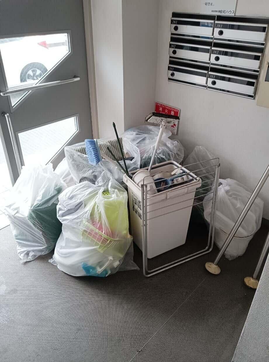 若松区の不用品回収実績 (作業前)