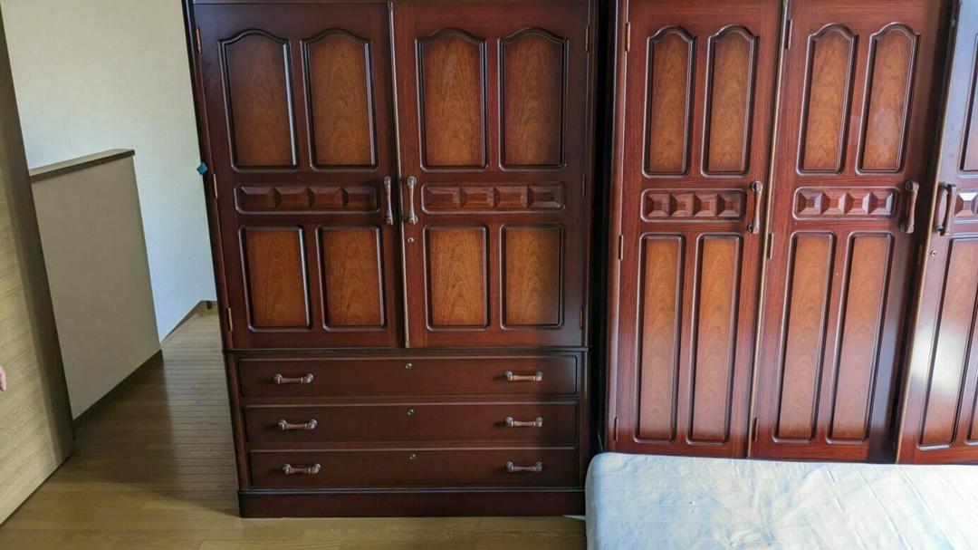 とんでもなく重たいタンス、収納棚不用品回収!!