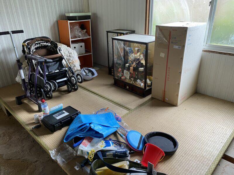 ベビーカーや兜飾りなどの不用品回収